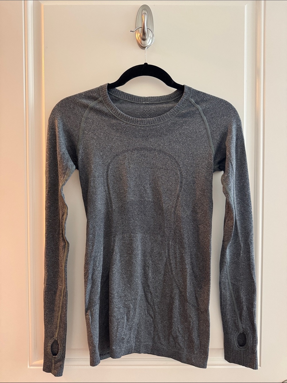lululemon athletica Gray Long-Sleeve Crew Seamless Top